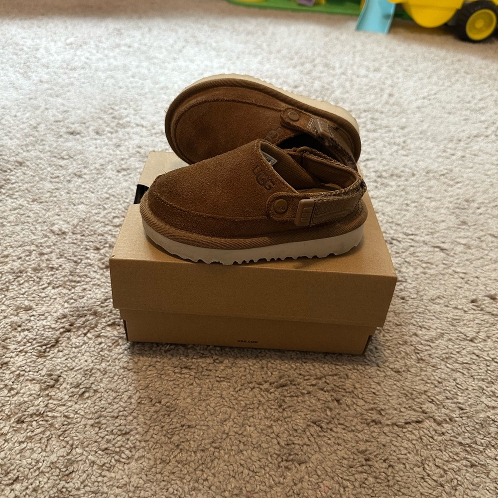 UGG Kids Tan Mules 6c
